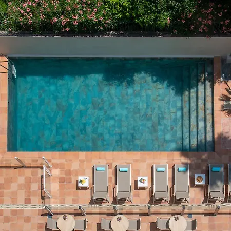 Amarante Hotell 4*